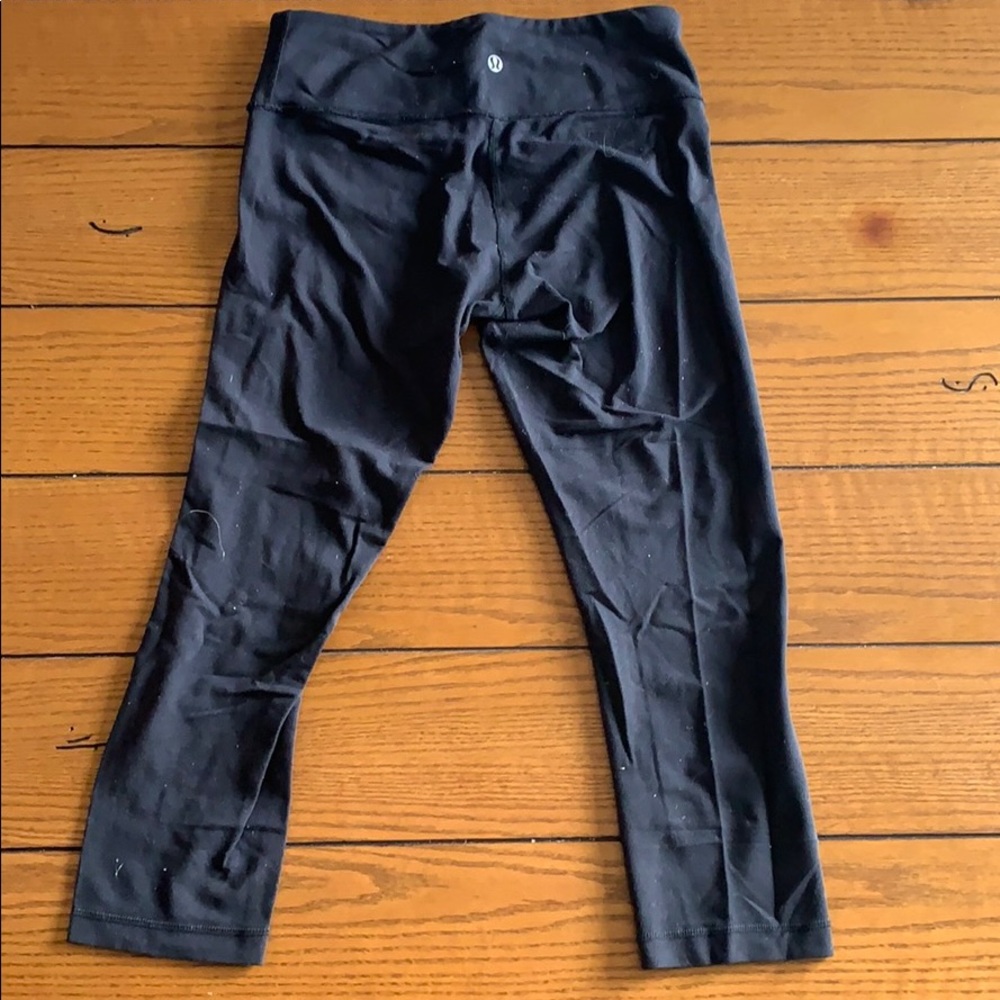 Women’s lululemon cropped wunder under leggings